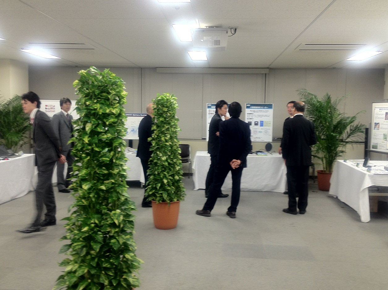 協栄産業様での展示3